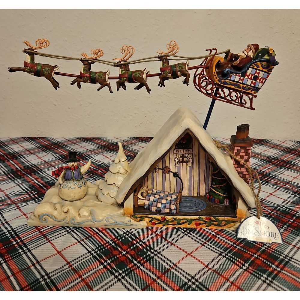 Heartwood Creek "Dreams Fly" Santa Over House Masterpiece Figurine Holiday Decor